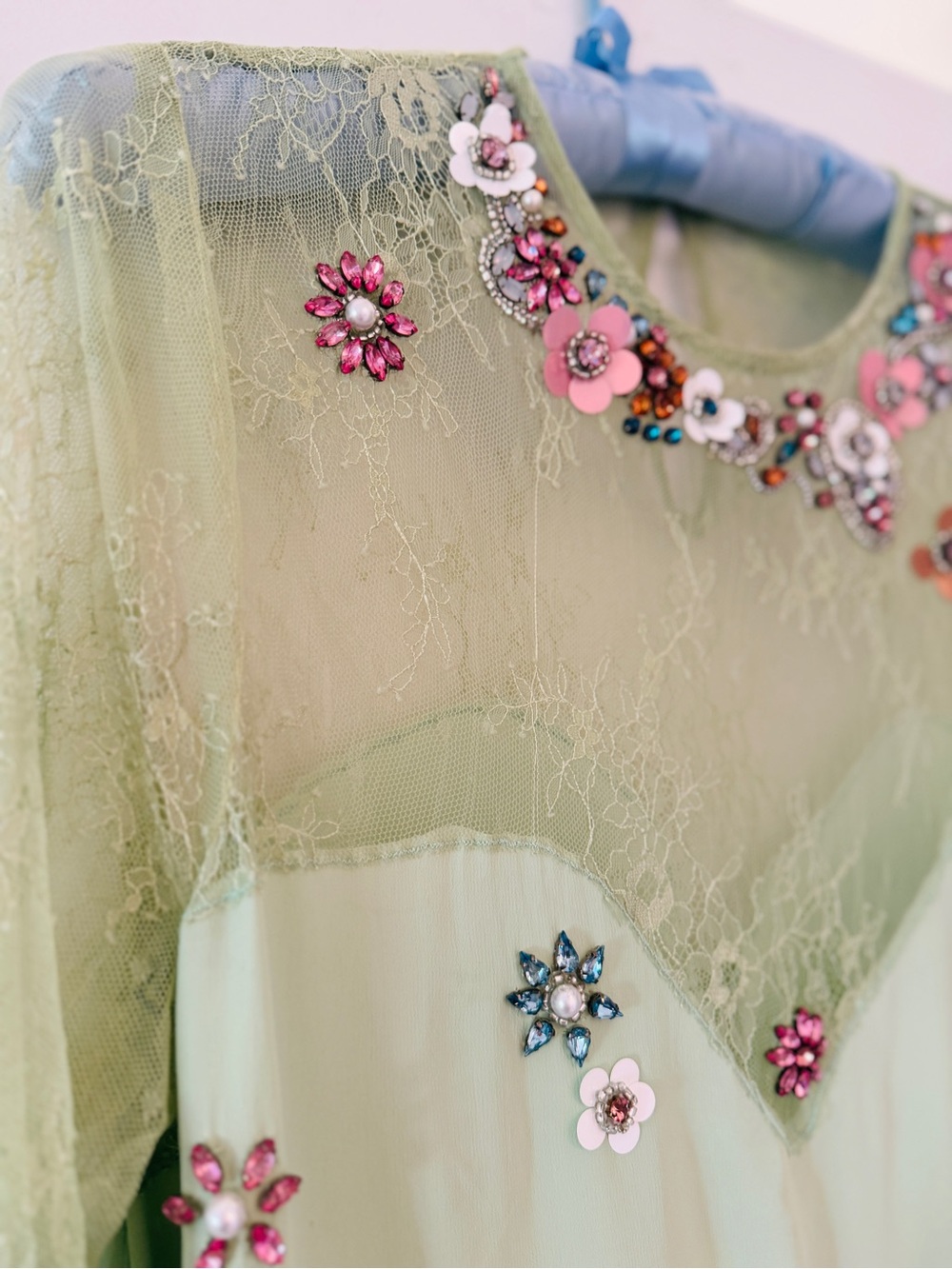 Anthropologie embellished and lace custom special occasion midi dress M - Picture 12 of 13